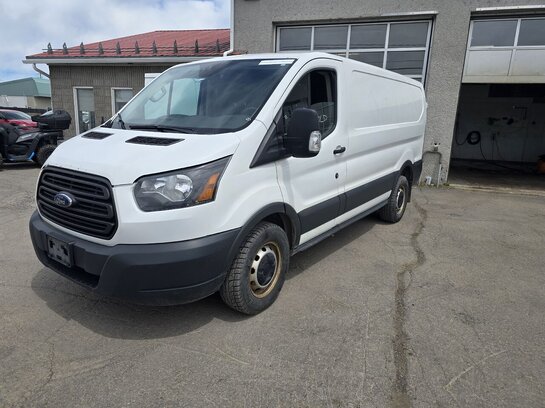 2016 Ford Transit fourgon utilitaire 2016 White 2016 Ford Transit fourgon utilitaire 2016 White