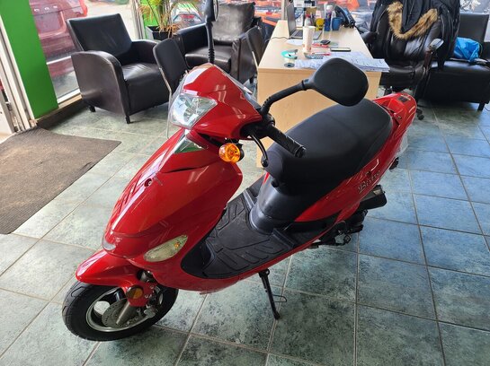 2020 SCOOTTERRE BISTRO 2020 Red 2020 SCOOTTERRE BISTRO 2020 Red